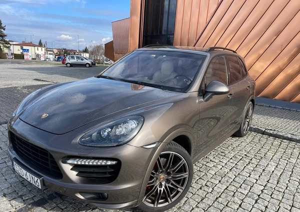 Porsche Cayenne cena 148000 przebieg: 196000, rok produkcji 2013 z Żory małe 301